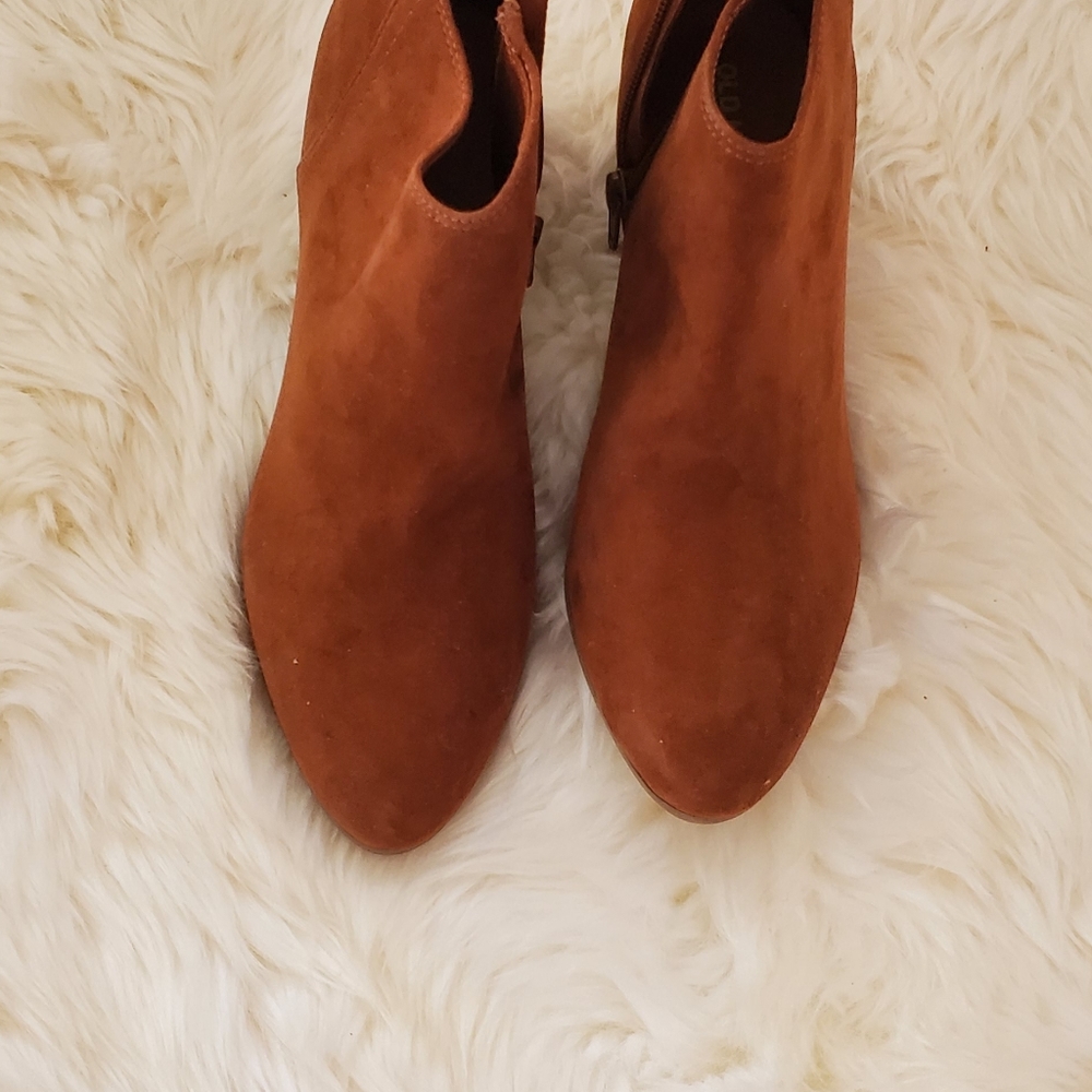 NWOT Brown Booties